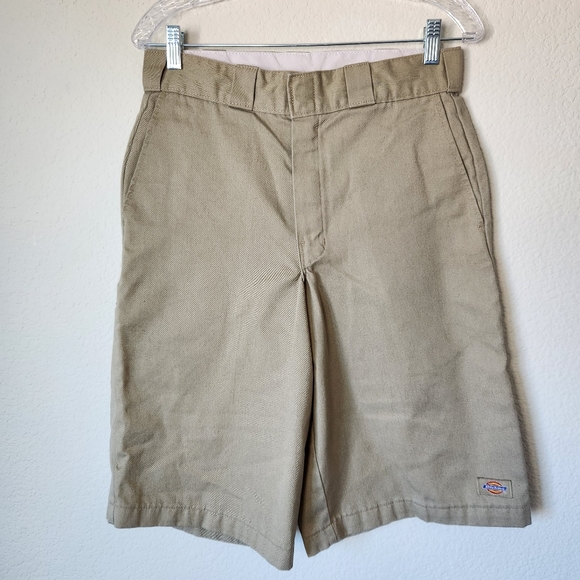 Dickies Other - Men's Vintage Dickies Tan Khaki Mid Length Shorts Size 30